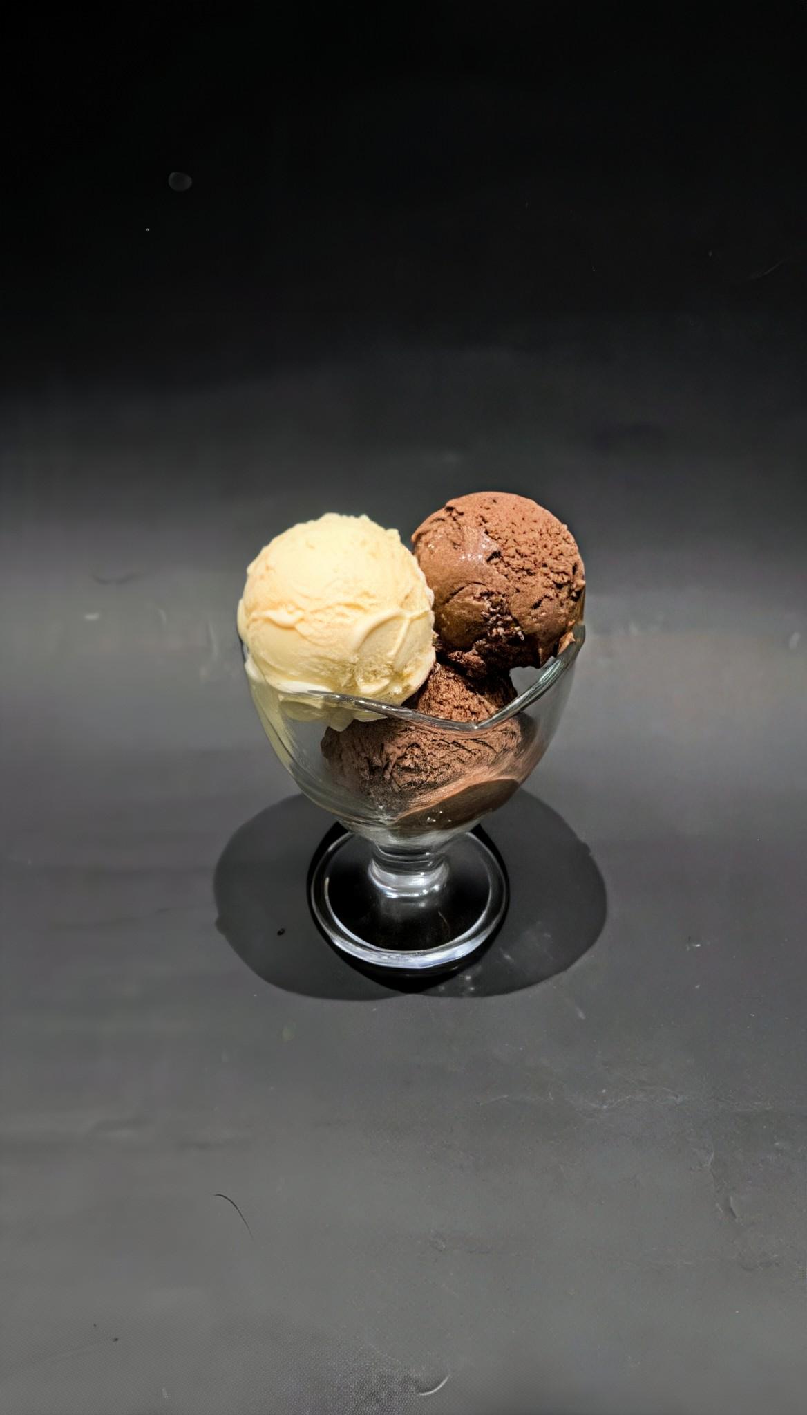 Ice Cream (3 Scoops)